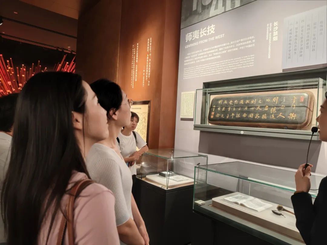 必选  开眼看世界的格局.jpg