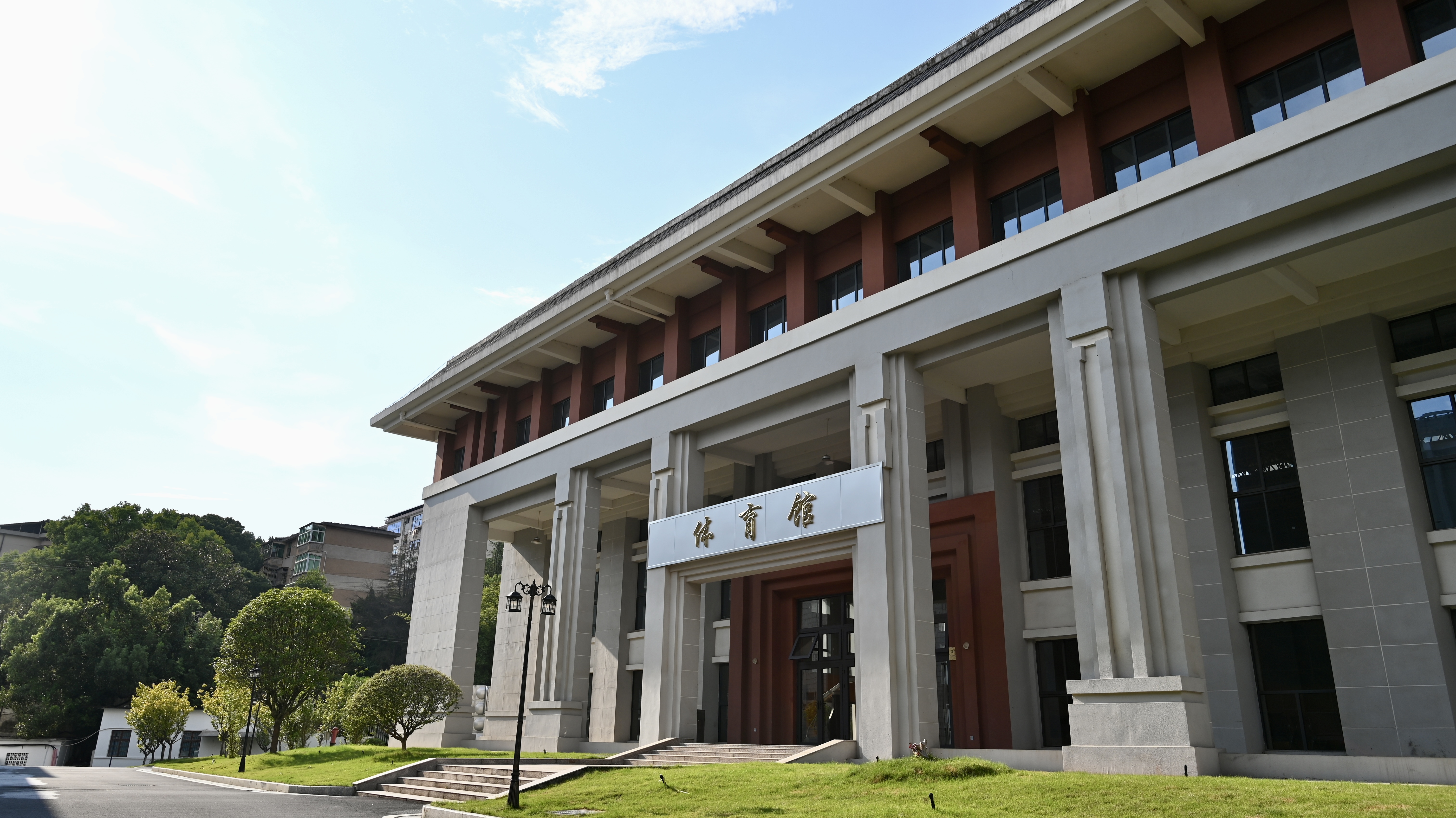 体育馆.jpg